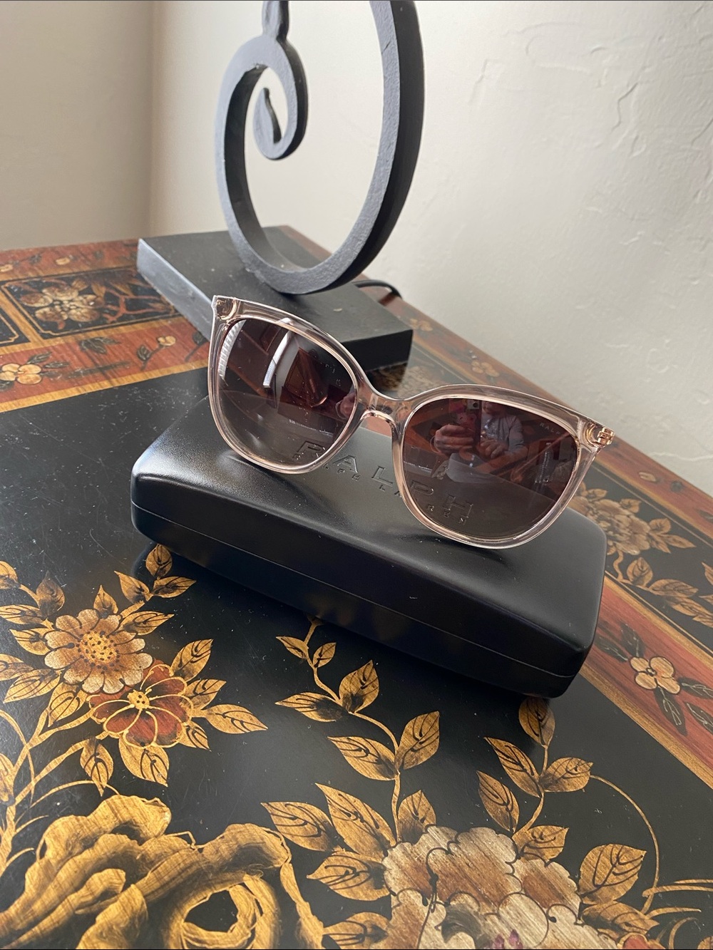 Ralph Lauren sunnies with original case and tags